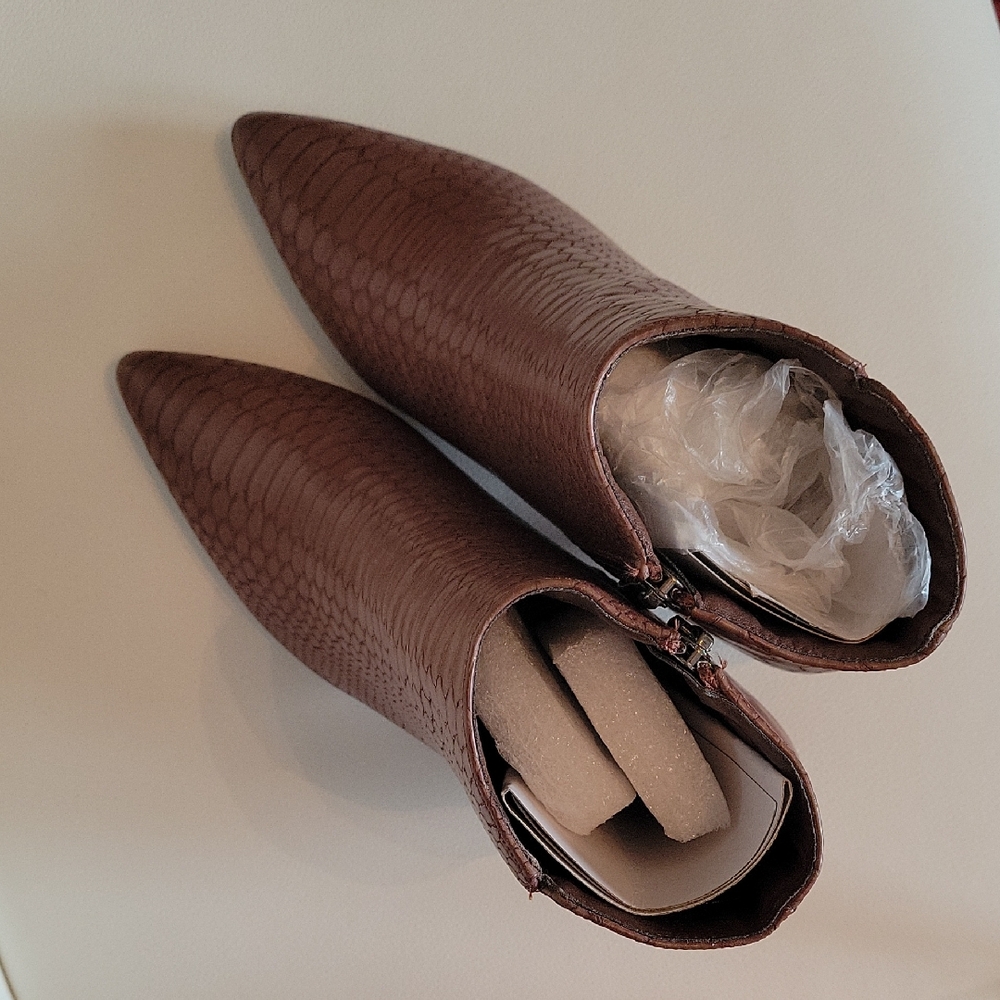 Le Chateau Brown Textured Ankle Booties